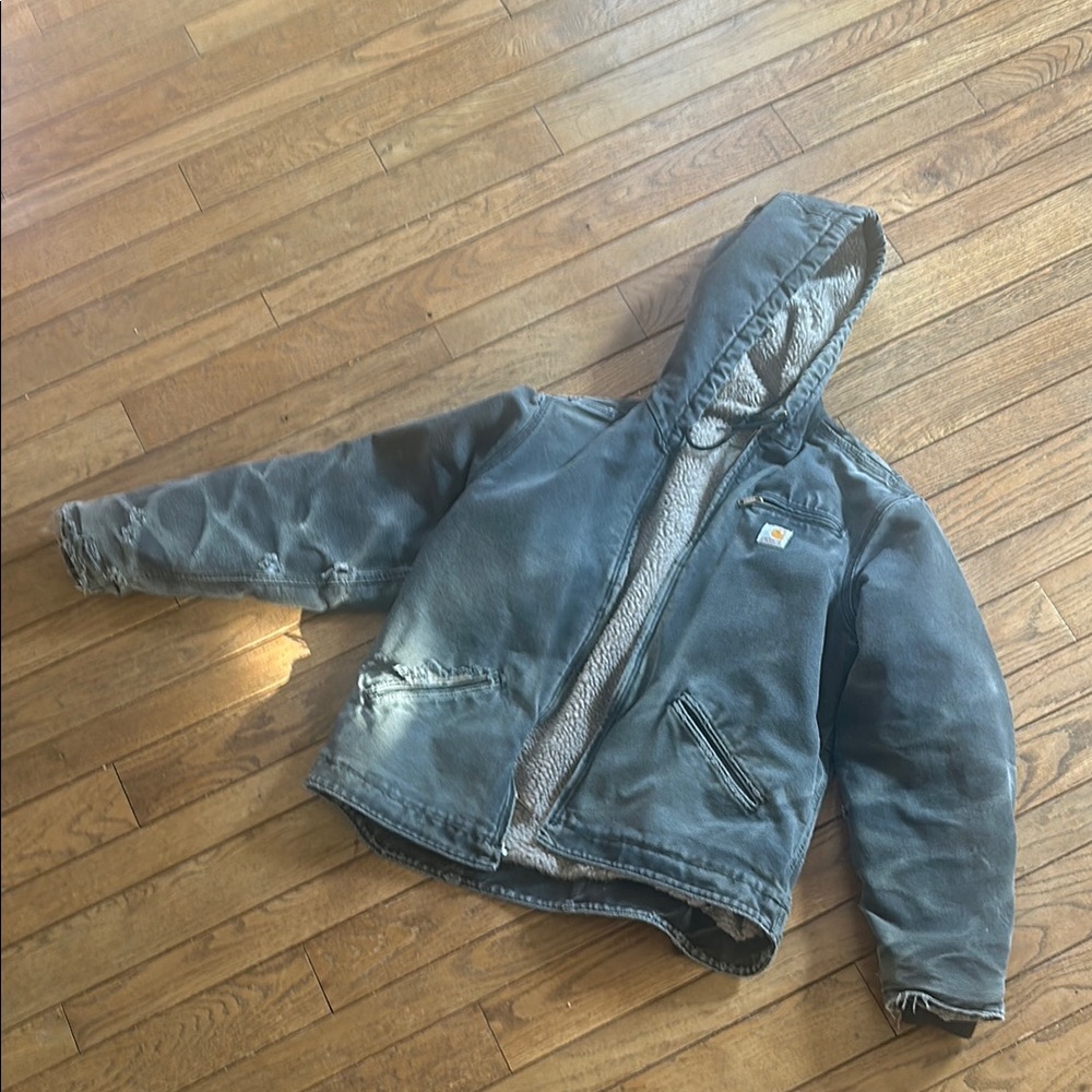 Women’s Carhartt Jacket. Size large. Faded black